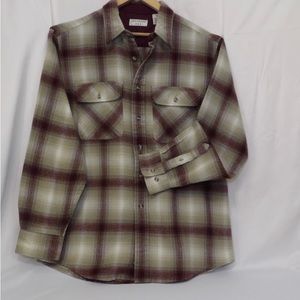 Covington Flannel size M